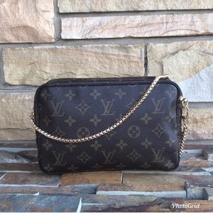 Authentic Louis Vuitton crossbody